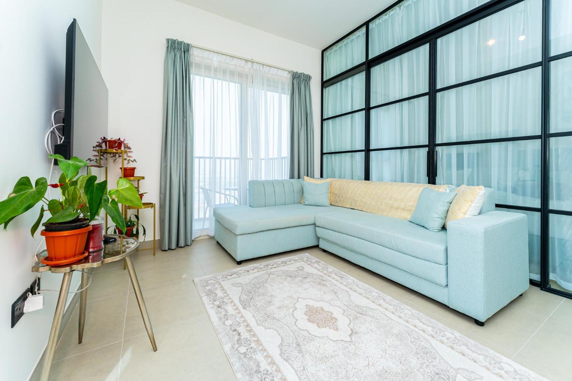 Inviting 2br With Pool & Pet-friendly Option Apartment