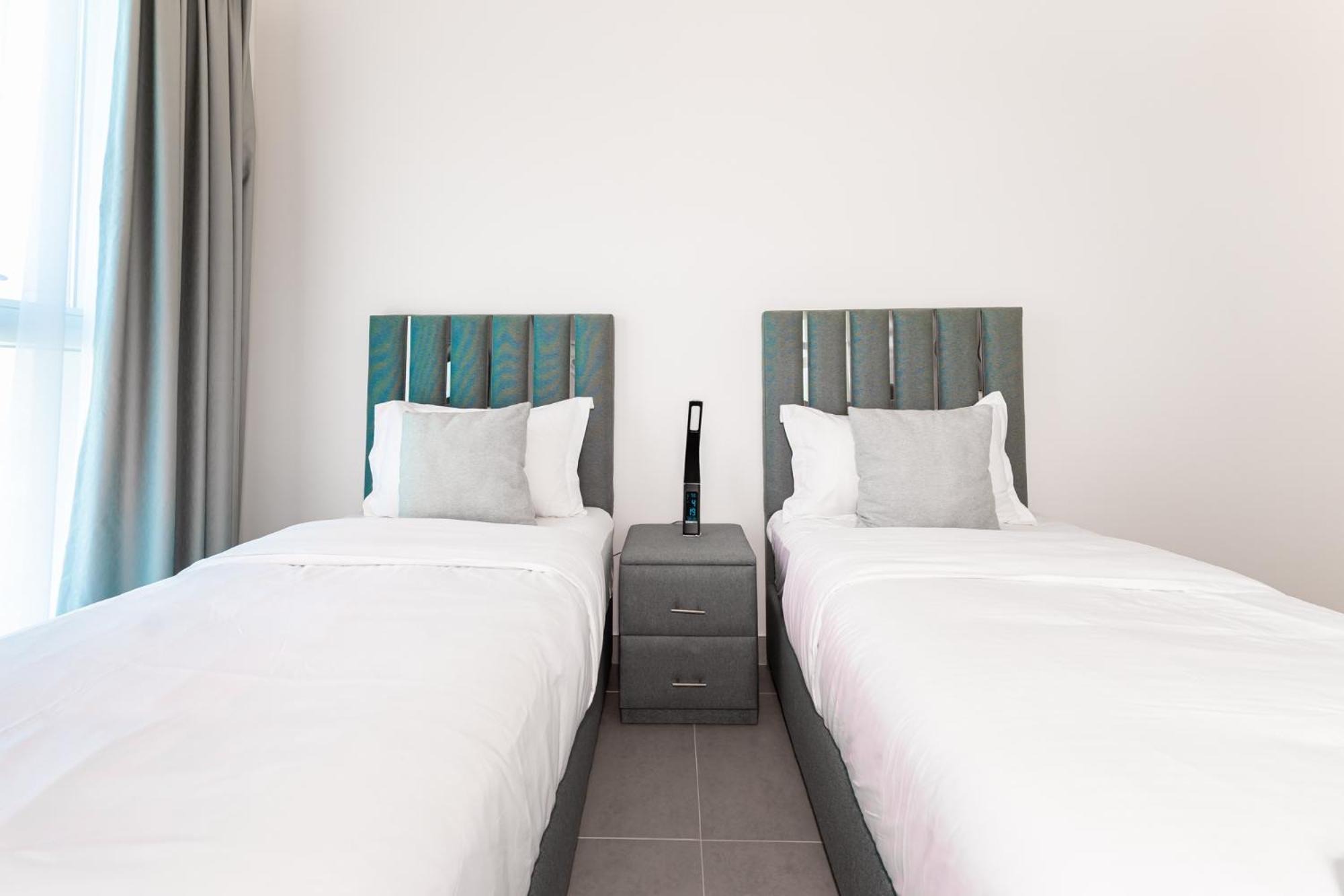 Inviting 2br With Pool & Pet-friendly Option *